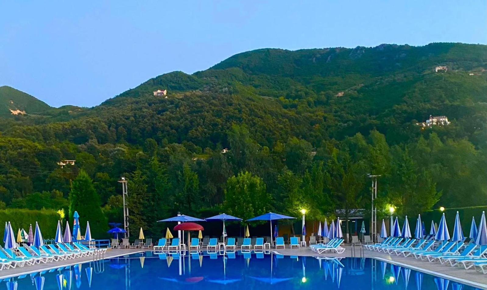 Mema Resort Mirash Exterior photo